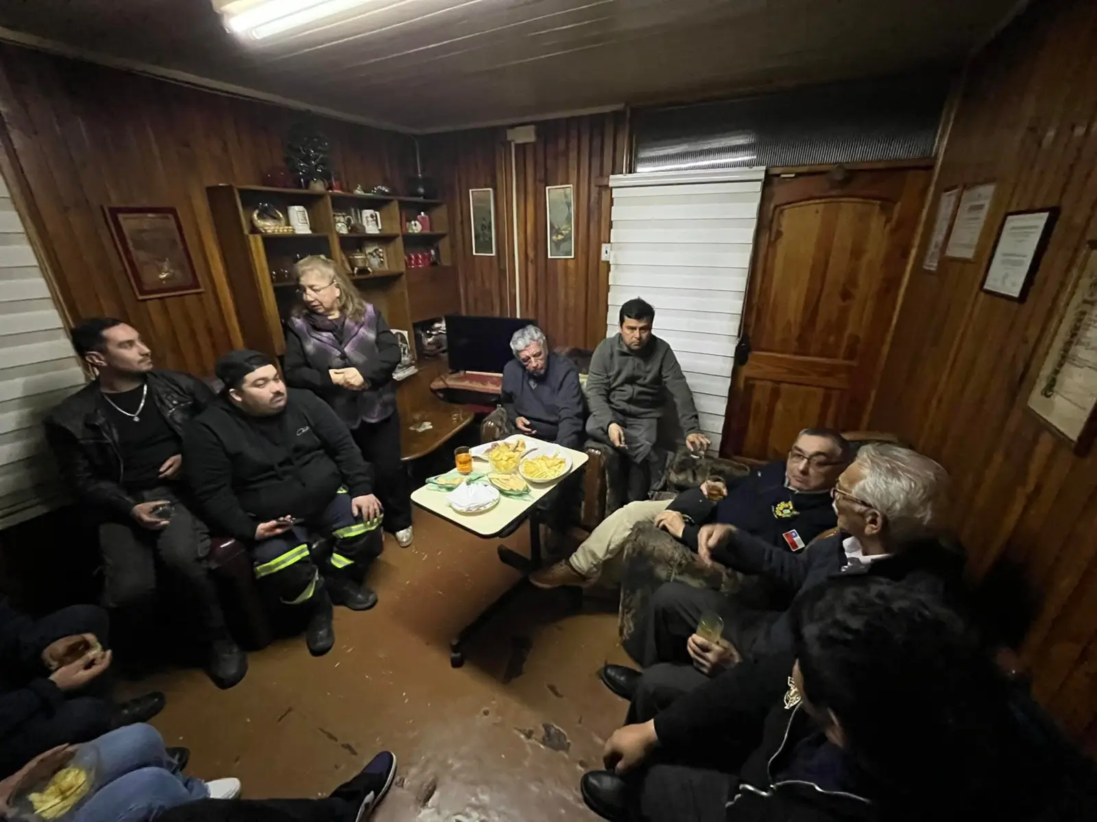 Juan Juvenal Cáceres Novoa durante una jornada de camaradería bomberil